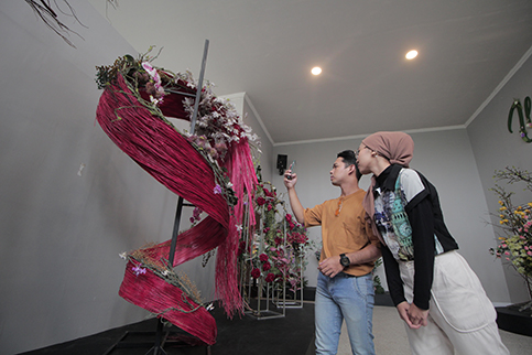 Artificial Flower Baloga Jawa Timur Park
