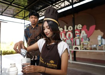 Bikin Milkshake Sendiri! Edukasi Coklat Seru Di Batu Love Garden