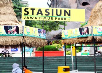 Stasiun Doto Train Batu Secret Zoo Jawa Timur Park
