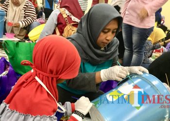Dukung Raih Adipura, Fun Tech Plaza Gelar Lomba Melukis Tong Sampah