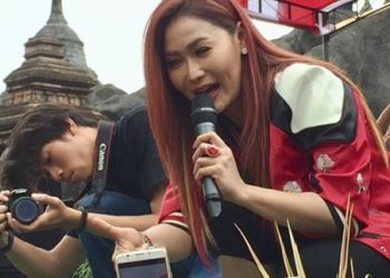 Inul Dan Fbi Goyang Bareng Di Eco Green Park