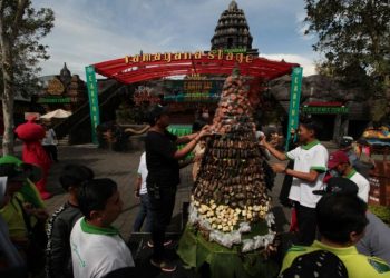 Tumpeng Polo Pendem Hingga Flashmob, Ini Cara Eco Green Park Peringati Hari Bumi