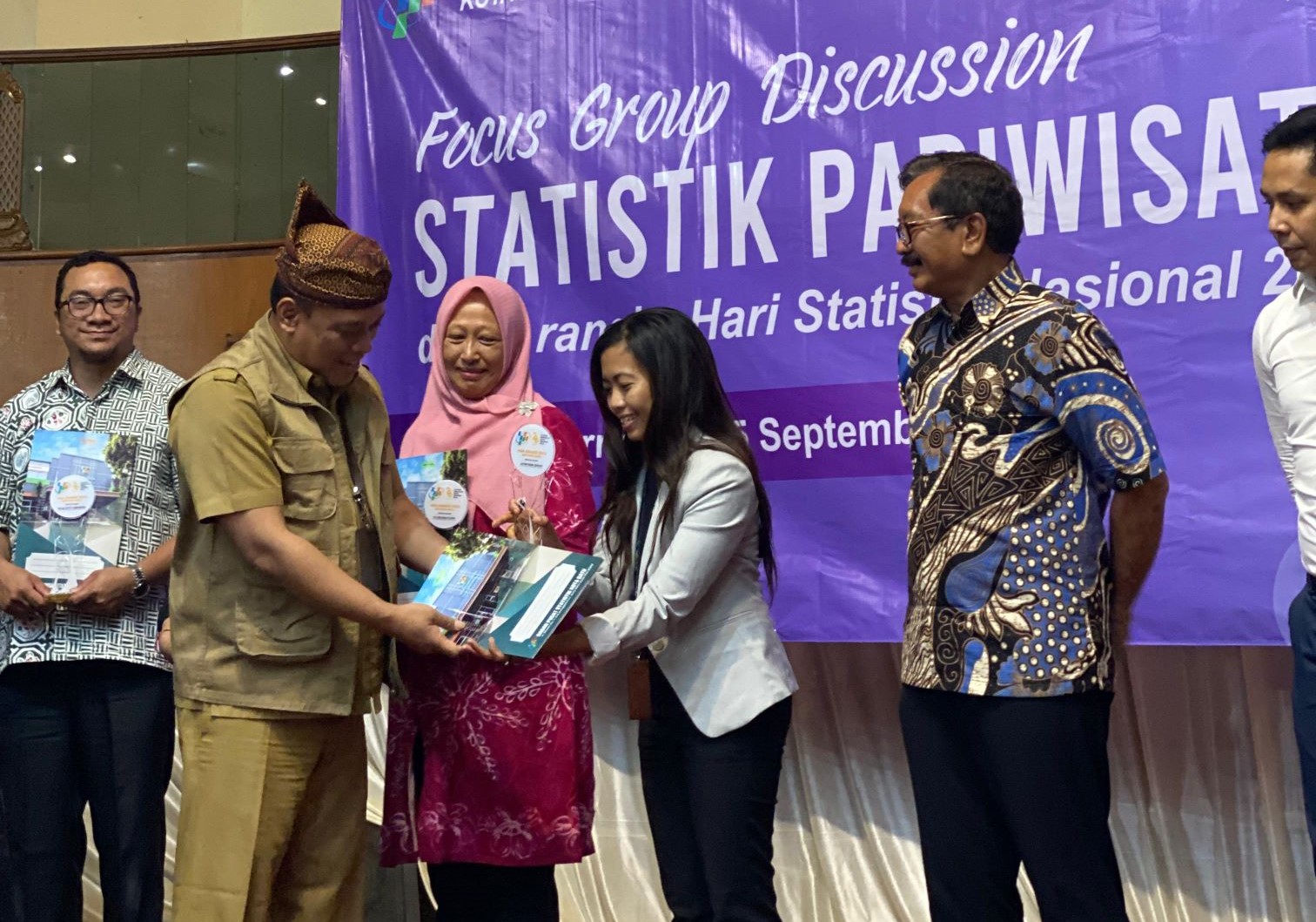 Penerimaan Penghargaan Statistik Pariwisata