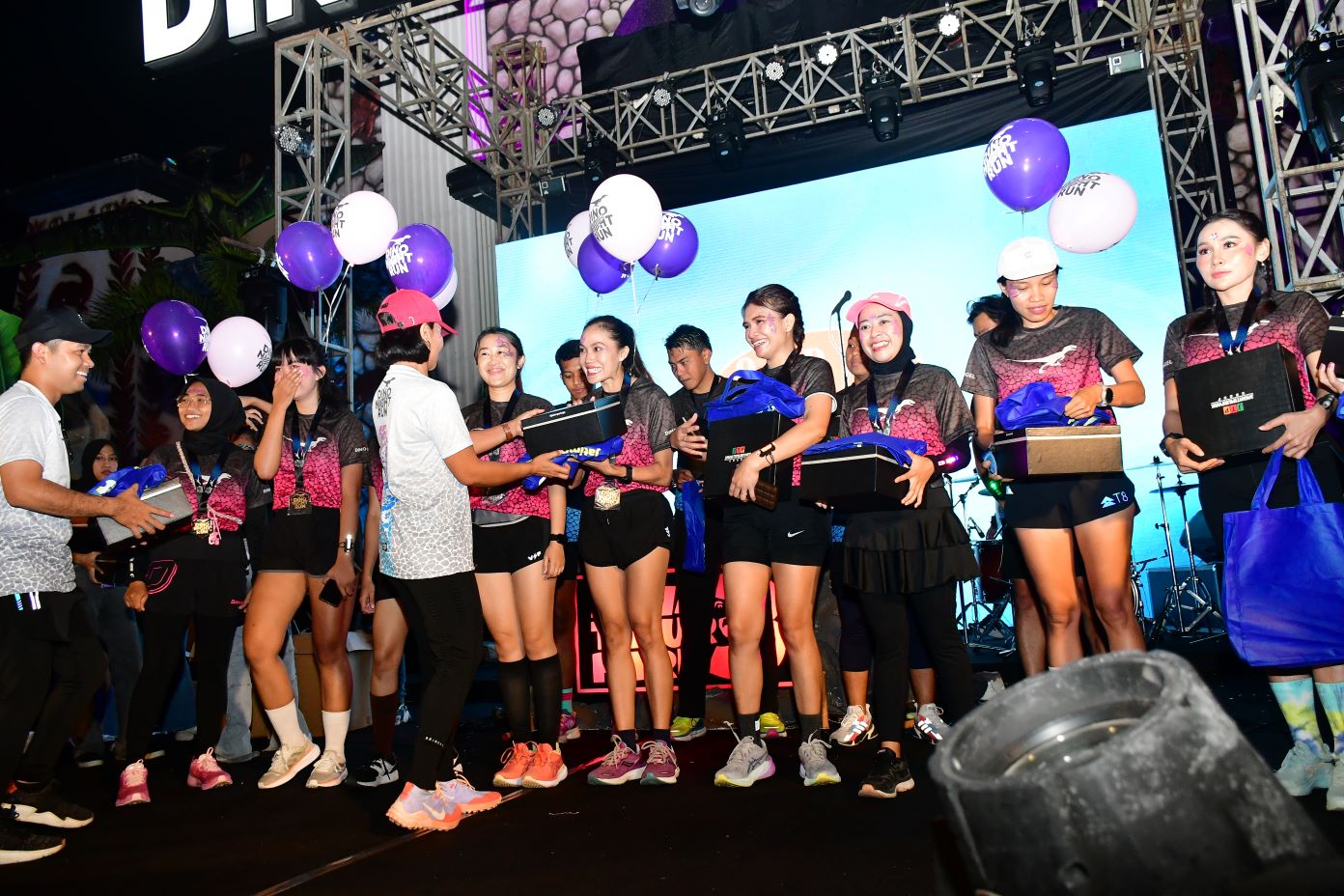 Pembagian Doorprize Dino Night Run 2023 1