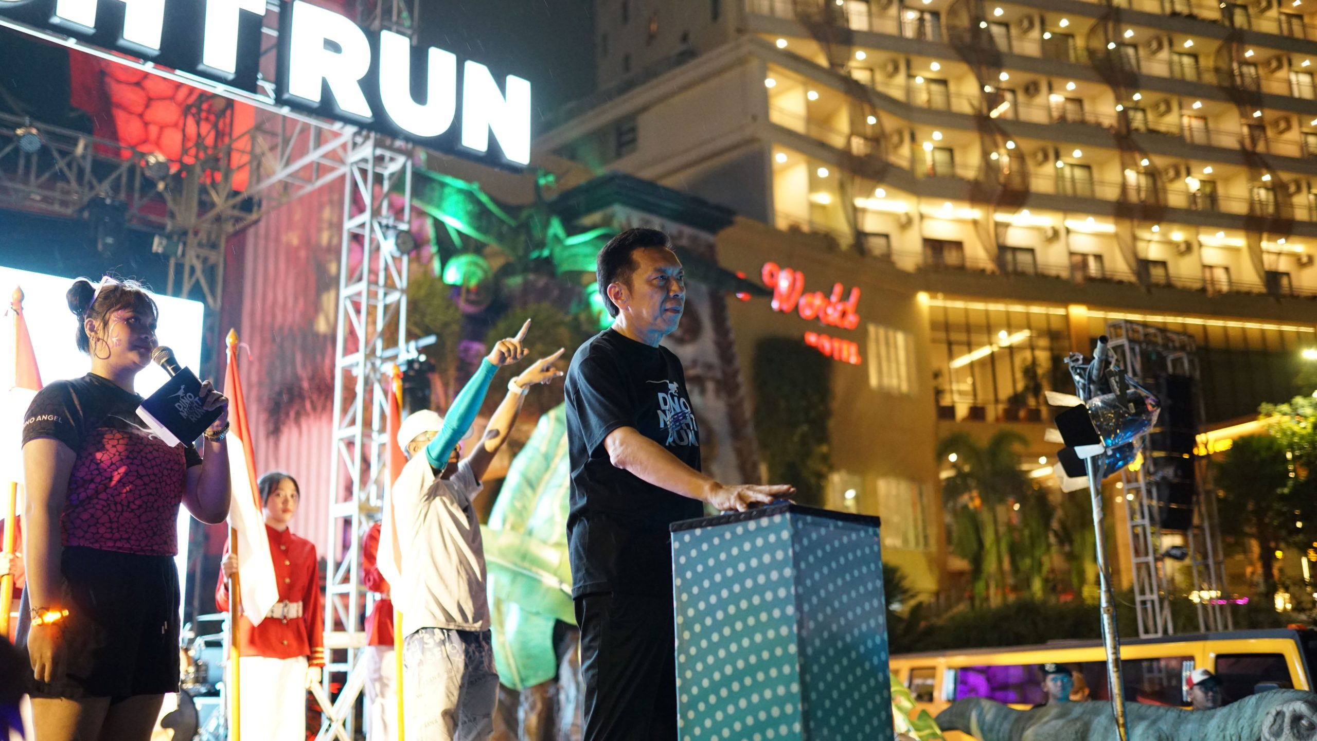 Start Race Dino Night Run Gimmick Tombol 2023 1