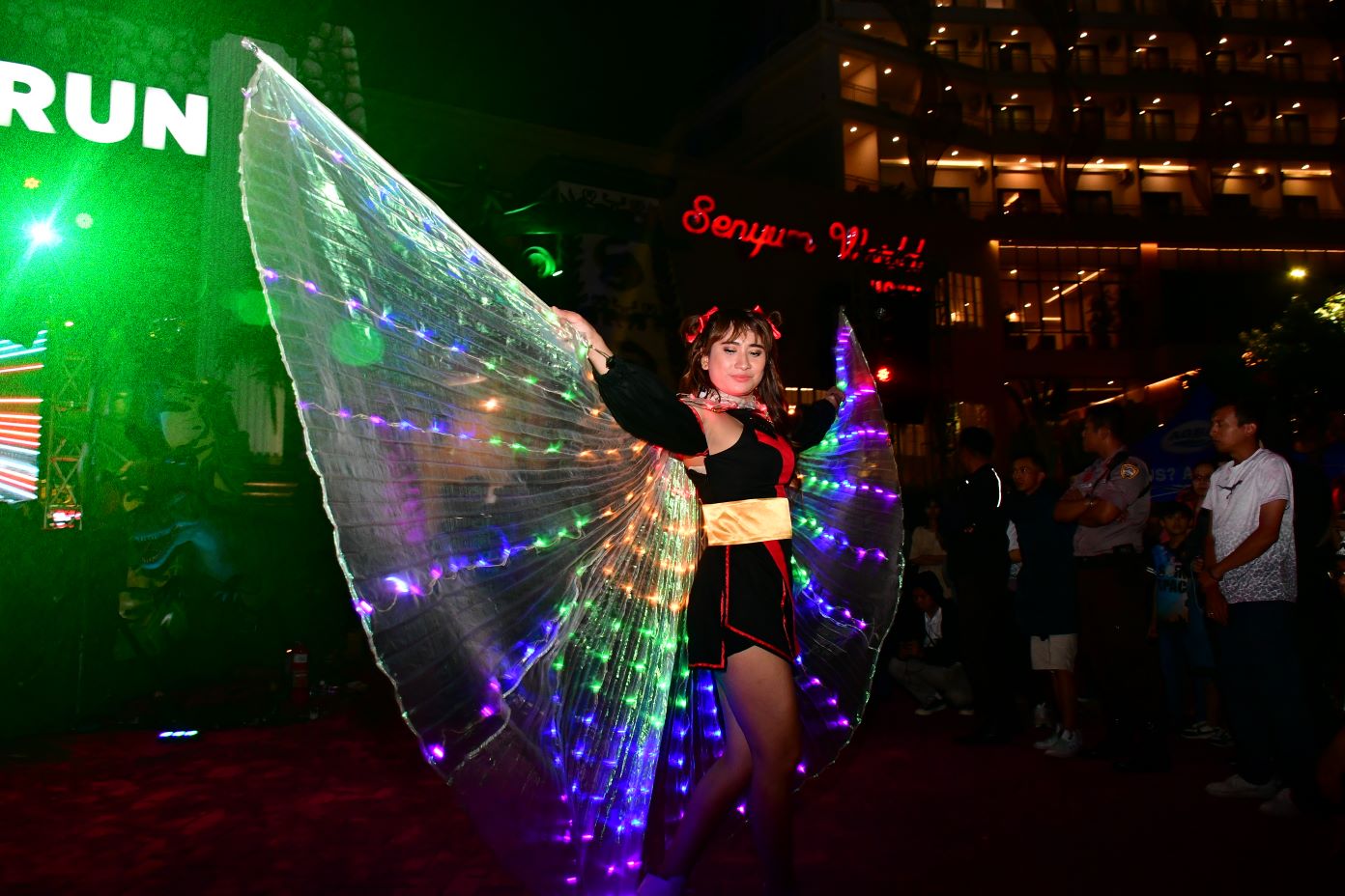 Modern Dance Dino Night Run 2023 2