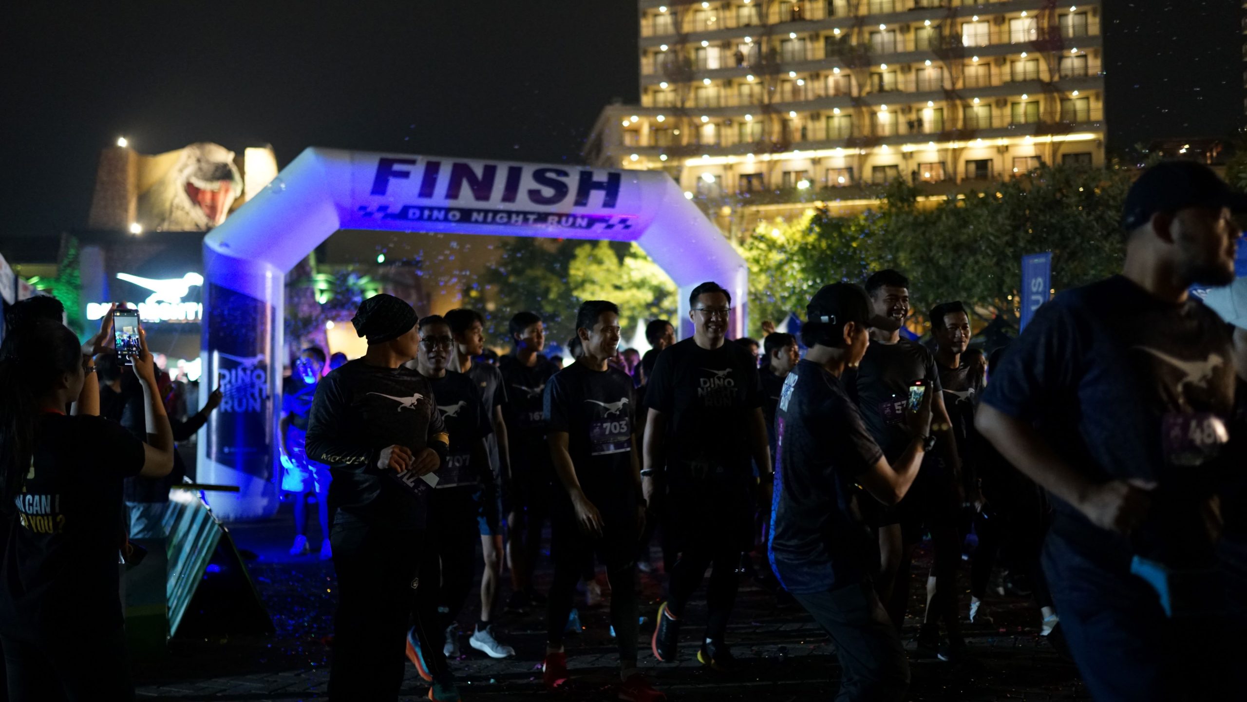 Start Race Dino Night Run 2023 2