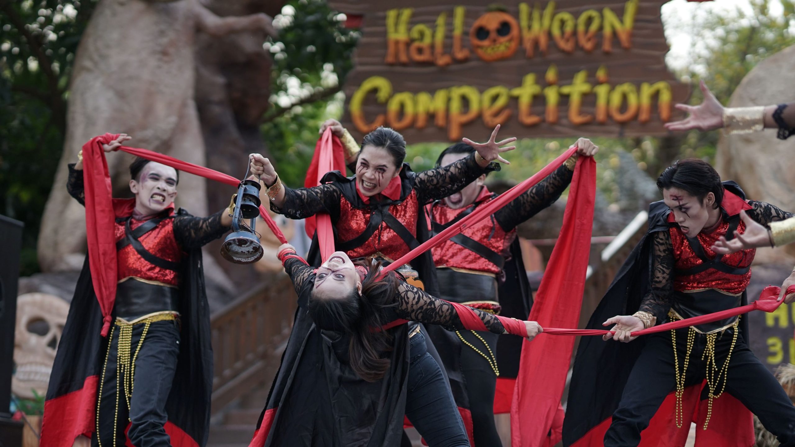 Jatim Park Halloween Dance Performance 2023 2