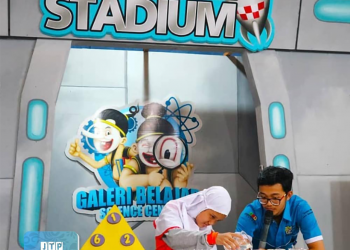 Science Show - Jawa Timur Park 1