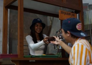 Kamu Suka Nongkrong Di Angkringan Intip Sejarahnya Di Jatim Park 1 750x421