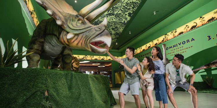 Seru-seruan Bersama teman di Dino Park Jatimpark 3