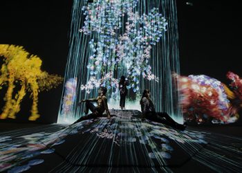 Animal Forest Milenial Glow Garden Jawa Timur Park