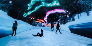 Four Season Milenial Glow Garden Jawa Timur Park