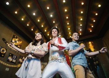 Joget Ala Elvis Presley Di Museum Musik Dunia Siapa Takut