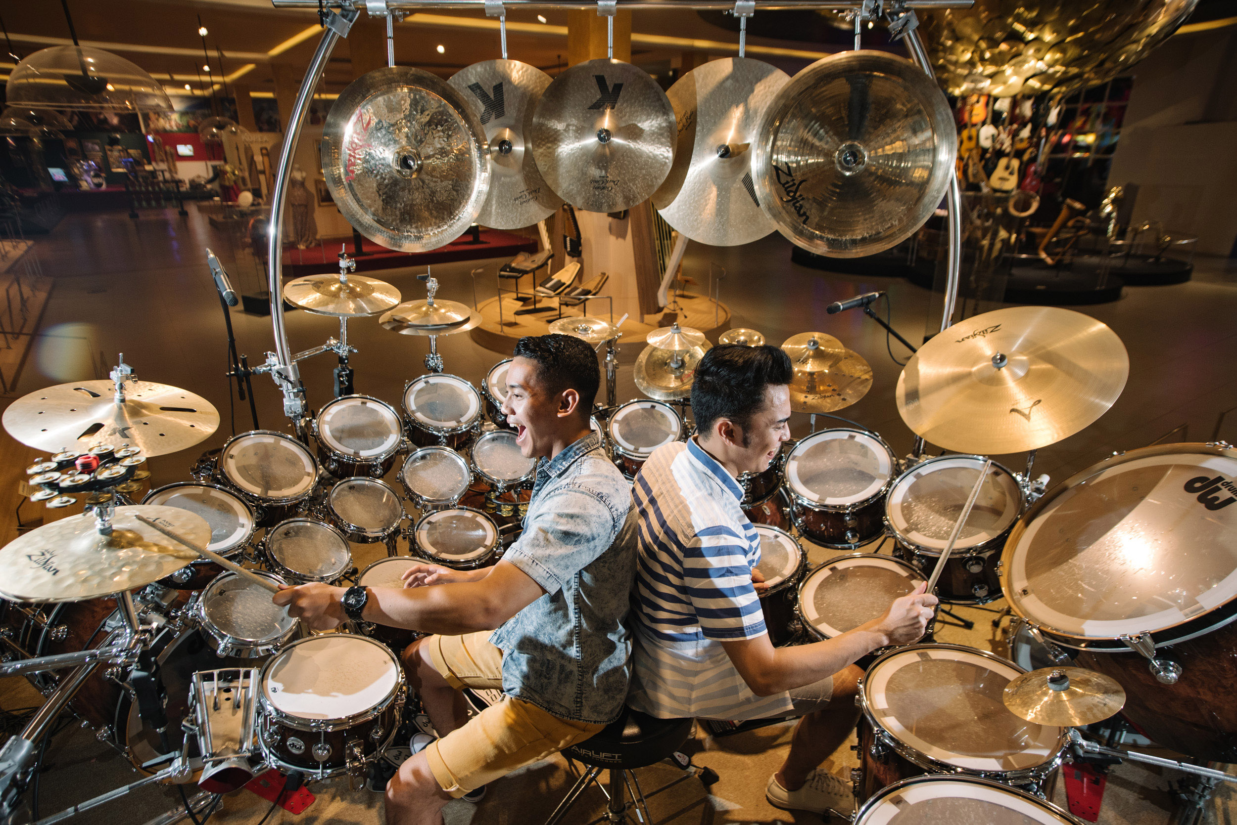 Jadi drummer hebat di Museum Musik Dunia Jatimpark 3