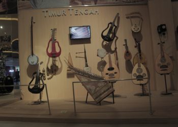 Alat musik unik khas Timur Tengah di Galeri Musik Dunia Jawa Timur Park 3
