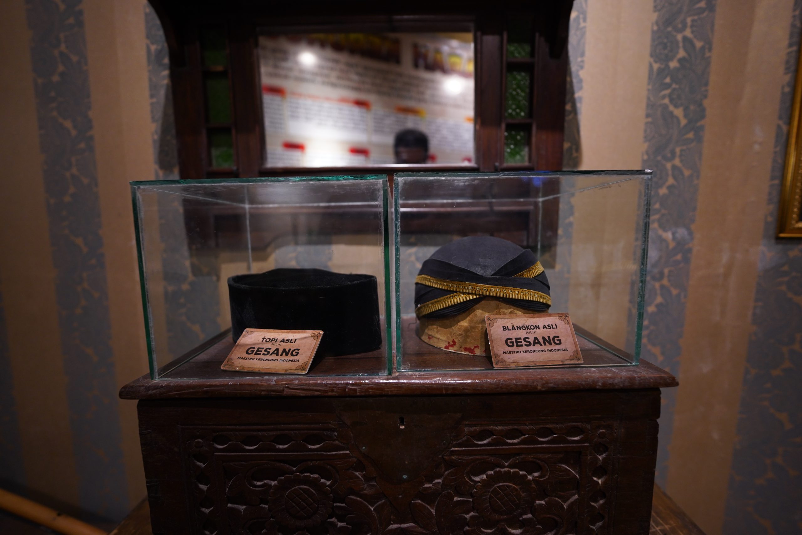 Lihat Benda Bersejarah Milik Gesang, Maestro Keroncong Di Museum Musik Dunia Jatim Park 3.