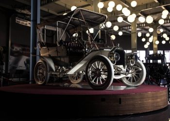 Wow, Buick 10 Tonneau Yang Jadi Icon Museum Angkut Ini Berumur 110 Tahun