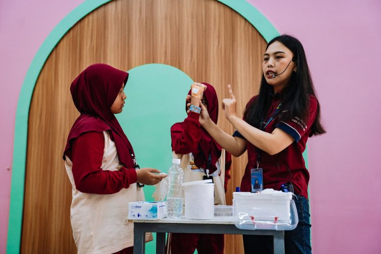 Edukasi Demo Raga Cendekia Rawat Luka Di The Bagong Adventure Museum Tubuh