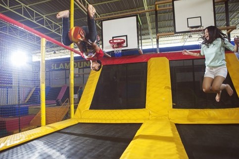Extreme Trampoline